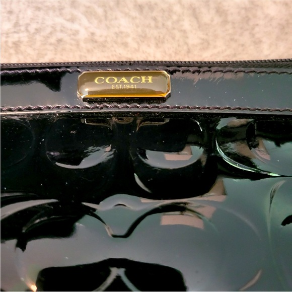 Authentic Coach Monogram Black Patent
Leather Wristlet - Picture 3 of 9
